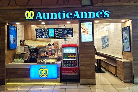 Thumb tenant Auntie Anne`s