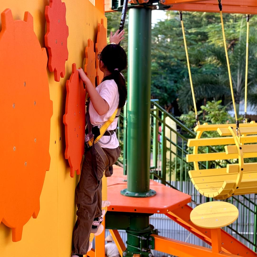 Scientia Square Park - Info Aktivitas, Club, Event, Tiket Masuk