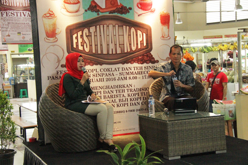 Coffee Lovers at Market