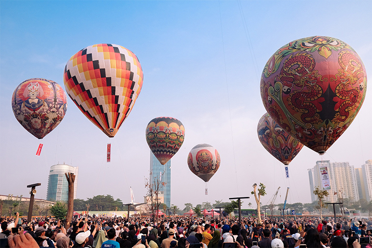 Kemeriahan Festival Balon Udara di Summarecon Mall Bekasi