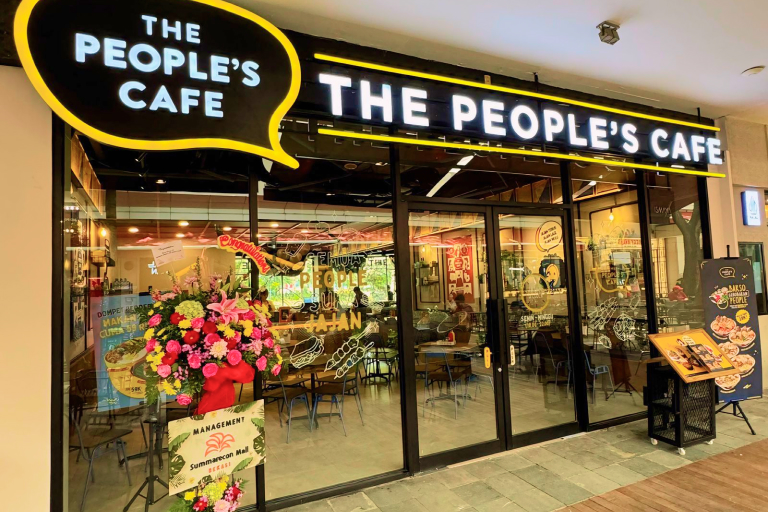 Kuliner Street Food di The People`s Cafe & Djournal Coffee