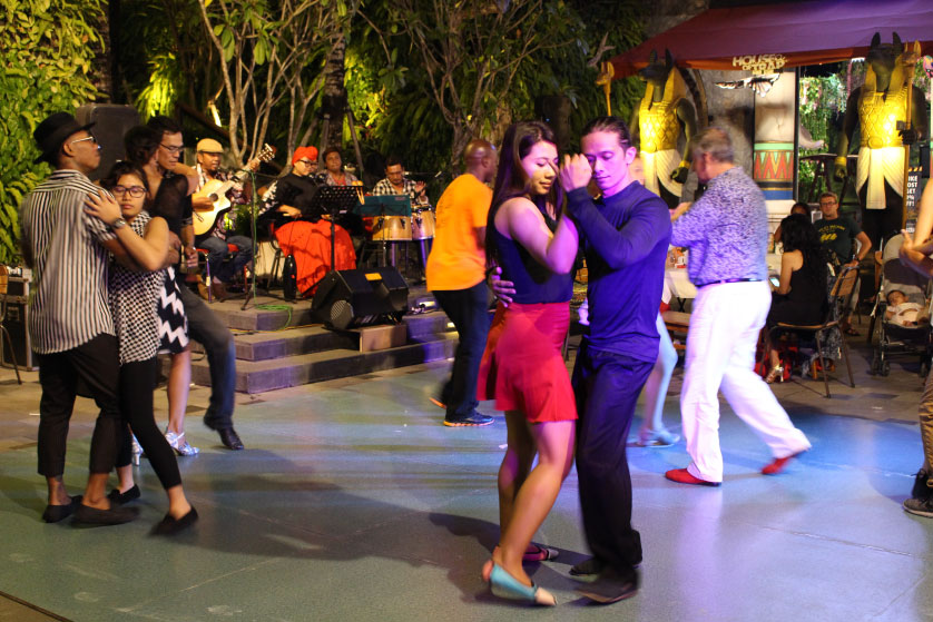 Shaking Samasta with Salsa & Line Dance Competitions 