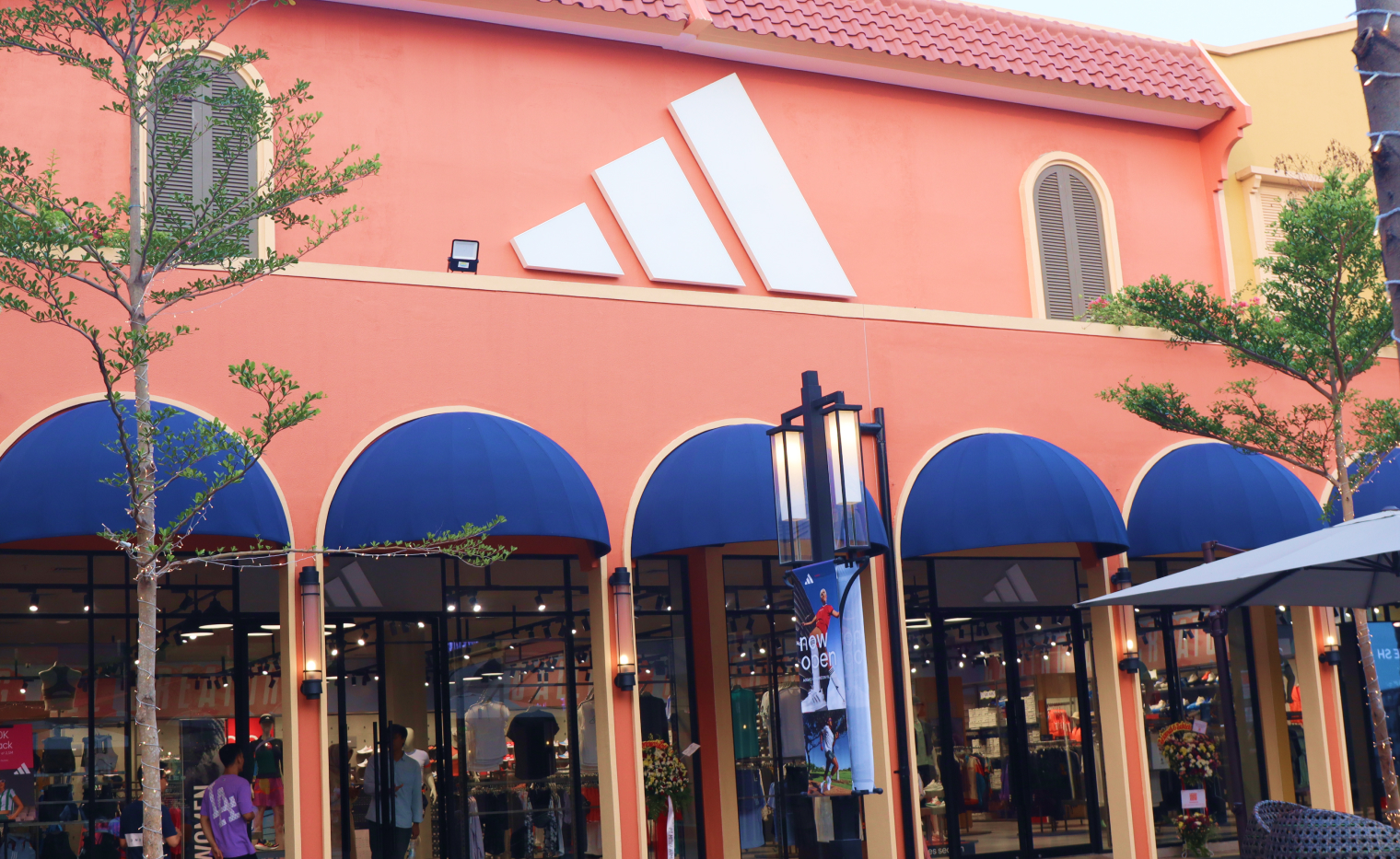 in december 2023, AdidAs will Be AvAilAble At summArecon villAggio outlets