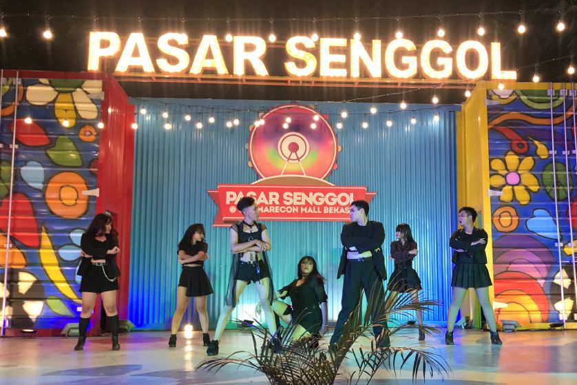 K-Pop Cover Dance Competitions di Pasar Senggol 2019