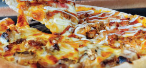 kenikmatan-pizza-dengan-topping-melimpah1.jpg