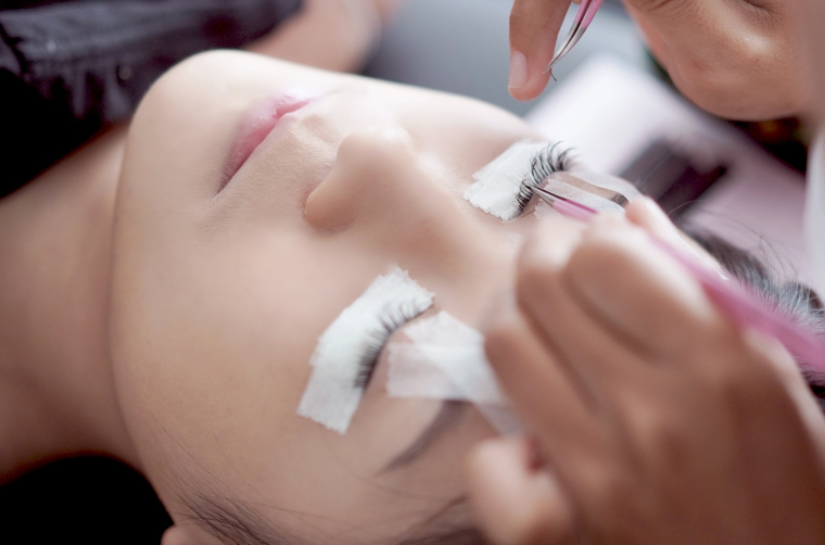 treatment-bulu-mata-lentik-and-praktis-di-summarecon-mall-kelapa-gading1-25504.jpg