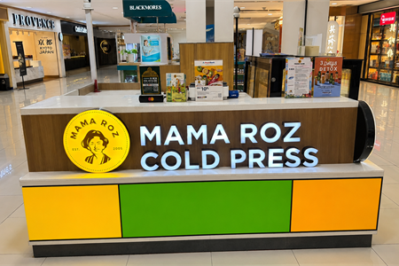 Thumb tenant Mama Roz
