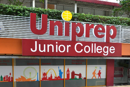 Thumb tenant Unirep Junior College